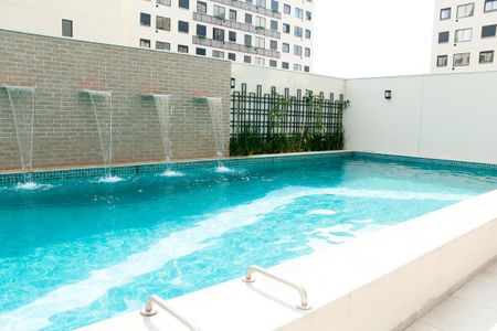 Apartamento para alugar com 33m², 2 quartos e sem vagaÁrea Comum - Piscina