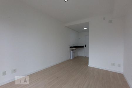 Sala/Quarto de kitnet/studio para alugar com 1 quarto, 24m² em Indianópolis, São Paulo