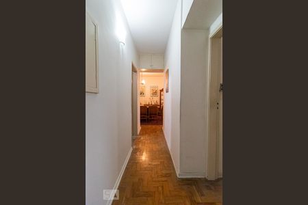 Apartamento à venda com 90m², 3 quartos e sem vagaCorredor