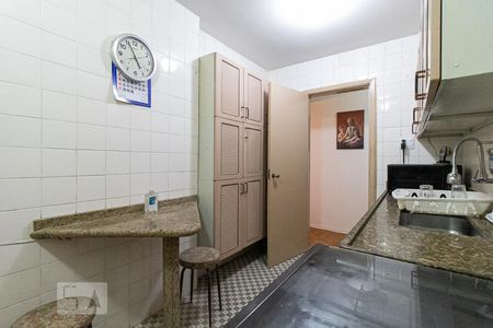 Apartamento à venda com 90m², 3 quartos e sem vagaCozinha