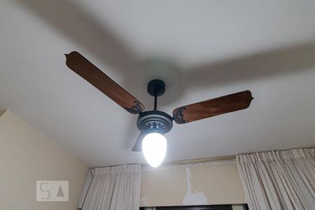 Apartamento à venda com 90m², 3 quartos e sem vagaVentilador de Teto