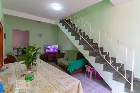 Sala de casa à venda com 4 quartos, 100m² em Vila Marieta, São Paulo
