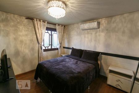 Casa de condomínio à venda com 220m², 3 quartos e 3 vagasQuarto 3 - Suíte