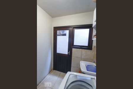 Casa de condomínio à venda com 220m², 3 quartos e 3 vagasÁrea de Serviço