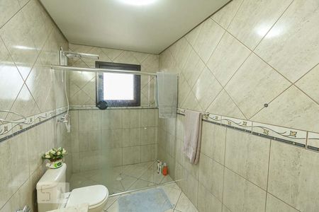 Casa de condomínio à venda com 220m², 3 quartos e 3 vagasBanheiro da Suíte