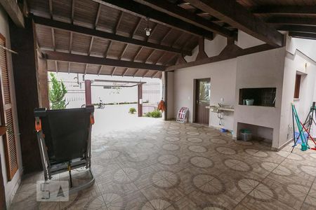 Casa de condomínio à venda com 220m², 3 quartos e 3 vagasGaragem