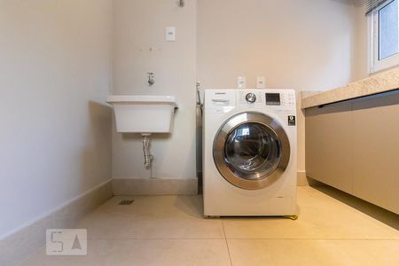 Studio à venda com 52m², 1 quarto e 1 vaga Studio à venda com 52m², 1 quarto e 1 vagaÁrea de serviço