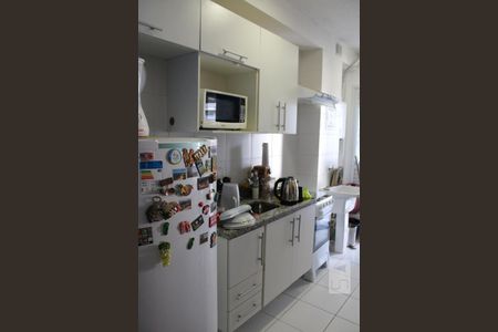 Sala/Cozinha de apartamento para alugar com 2 quartos, 60m² em Vila Matias, Santos