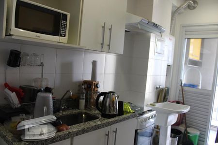 Sala/Cozinha de apartamento para alugar com 2 quartos, 60m² em Vila Matias, Santos