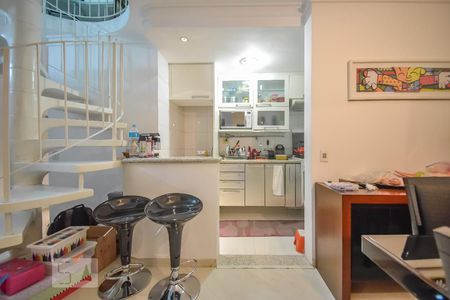 Apartamento à venda com 90m², 2 quartos e 2 vagasCozinha