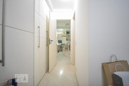 Apartamento à venda com 90m², 2 quartos e 2 vagasQuarto 2 - Suíte