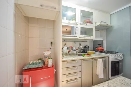 Apartamento à venda com 90m², 2 quartos e 2 vagasCozinha