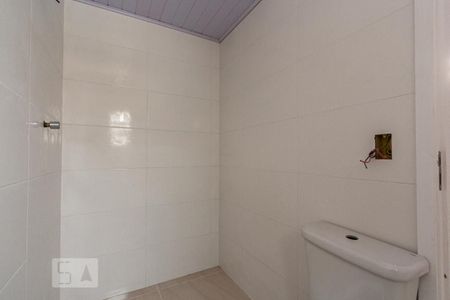 Casa para alugar com 75m², 2 quartos e 1 vaga Casa para alugar com 75m², 2 quartos e 1 vagaBanheiro