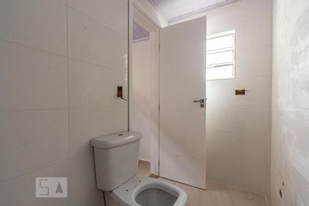 Casa para alugar com 75m², 2 quartos e 1 vaga Casa para alugar com 75m², 2 quartos e 1 vagaBanheiro