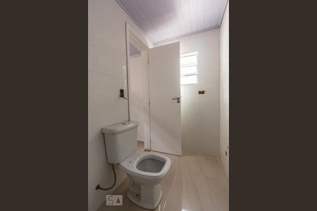 Casa para alugar com 75m², 2 quartos e 1 vaga Casa para alugar com 75m², 2 quartos e 1 vagaBanheiro
