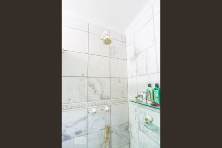 Casa à venda com 332m², 3 quartos e 2 vagasBanheiro Suite 2