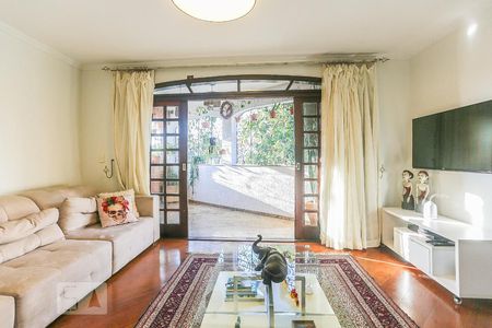 Sala de Estar de casa à venda com 3 quartos, 332m² em Quitaúna, Osasco