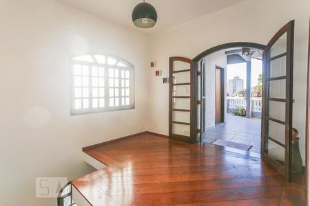 Casa à venda com 332m², 3 quartos e 2 vagasHall
