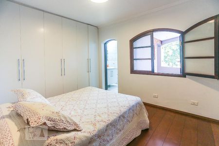 Casa à venda com 332m², 3 quartos e 2 vagasSuite 2