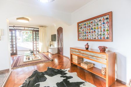 Sala de Estar de casa à venda com 3 quartos, 332m² em Quitaúna, Osasco