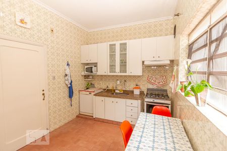 Casa à venda com 160m², 3 quartos e 2 vagas Casa à venda com 160m², 3 quartos e 2 vagasCozinha