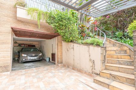 Casa à venda com 160m², 3 quartos e 2 vagas Casa à venda com 160m², 3 quartos e 2 vagasGaragem