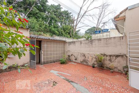 Casa à venda com 160m², 3 quartos e 2 vagas Casa à venda com 160m², 3 quartos e 2 vagasQuintal