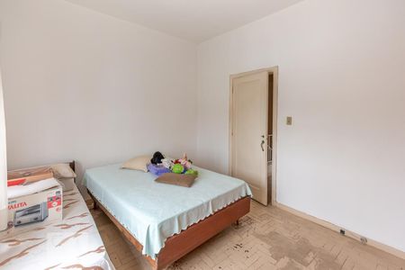 Casa à venda com 160m², 3 quartos e 2 vagas Casa à venda com 160m², 3 quartos e 2 vagasQuarto 1