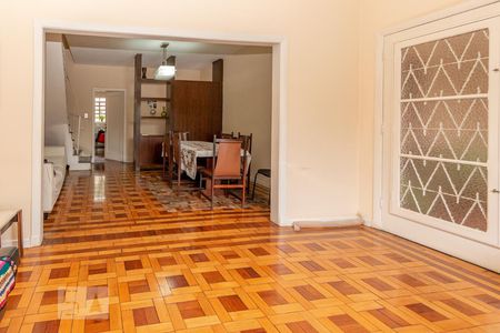 Sala de casa à venda com 3 quartos, 160m² em Parque Colonial, São Paulo