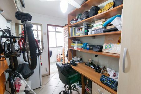 Apartamento à venda com 107m², 2 quartos e 1 vagaQuarto de Serviço