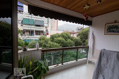 Apartamento à venda com 107m², 2 quartos e 1 vagaVista da Suíte 2