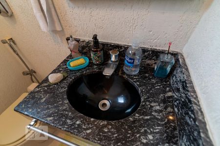 Apartamento à venda com 107m², 2 quartos e 1 vagaLavabo