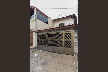 Casa à venda com 125m², 3 quartos e 2 vagasFachada