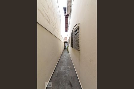 Casa à venda com 125m², 3 quartos e 2 vagasCorredor Externo