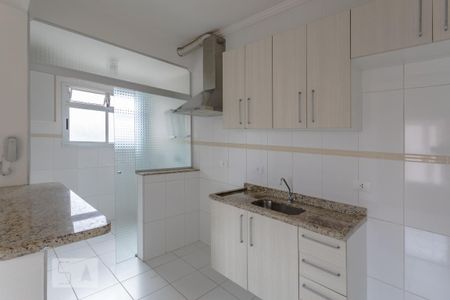 Cozinha de apartamento para alugar com 2 quartos, 58m² em Loteamento Mogilar, Mogi das Cruzes