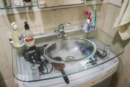 Apartamento para alugar com 90m², 2 quartos e 2 vagas Apartamento para alugar com 90m², 2 quartos e 2 vagasBanheiro