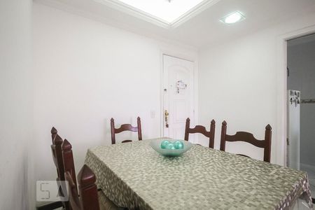 Sala de apartamento para alugar com 2 quartos, 90m² em Barra da Tijuca, Rio de Janeiro
