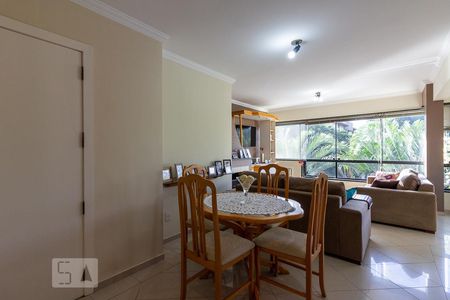 Sala de apartamento à venda com 3 quartos, 230m² em Jardim Itu, Porto Alegre