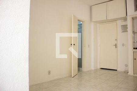 Quarto/Cozinha  de kitnet/studio à venda com 1 quarto, 25m² em Centro, Rio de Janeiro