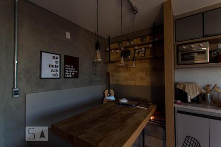 Sala de kitnet/studio para alugar com 1 quarto, 39m² em Jardim Goiás, Goiânia