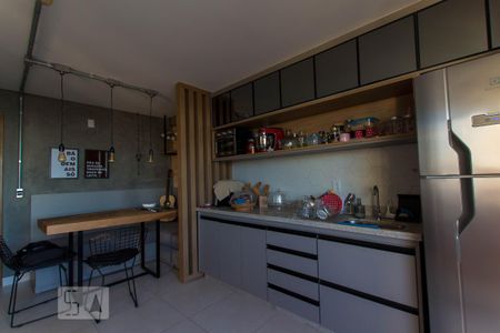 Cozinha de kitnet/studio para alugar com 1 quarto, 39m² em Jardim Goiás, Goiânia
