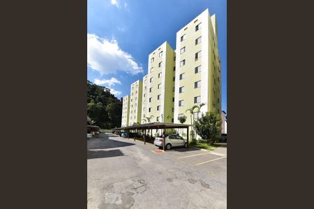 Apartamento à venda com 49m², 2 quartos e 1 vaga Apartamento à venda com 49m², 2 quartos e 1 vagaFachada do Bloco