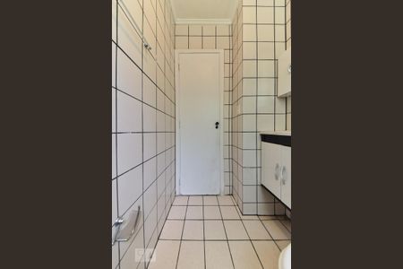 Apartamento à venda com 49m², 2 quartos e 1 vaga Apartamento à venda com 49m², 2 quartos e 1 vagaBanheiro