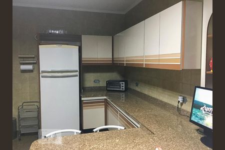 Cozinha de casa à venda com 4 quartos, 250m² em Vila Regente Feijó, São Paulo