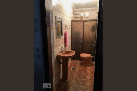 Casa à venda com 250m², 4 quartos e 6 vagasBanheiro de Serviço 2