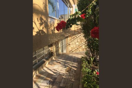 Casa à venda com 250m², 4 quartos e 6 vagasGaragem