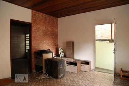 Sala 1 de casa à venda com 6 quartos, 200m² em Parque Taboao, Taboão da Serra