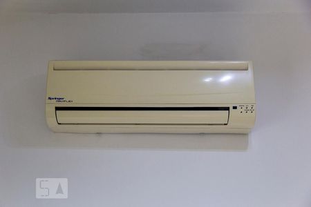 Sala de apartamento à venda com 2 quartos, 60m² em Vila Olímpia, São Paulo