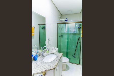 Apartamento à venda com 136m², 3 quartos e 2 vagas Apartamento à venda com 136m², 3 quartos e 2 vagasBanheiro da Suíte