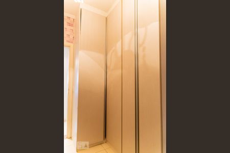 Apartamento à venda com 136m², 3 quartos e 2 vagas Apartamento à venda com 136m², 3 quartos e 2 vagasArmário